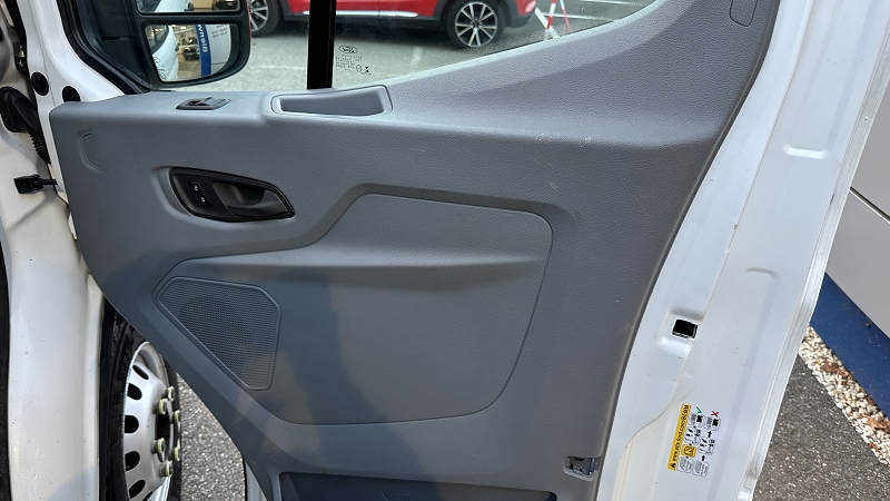 Ford Transit - PLATEAU CABINE 350 L3 2.0 TDCI - 170 PROPULSION RJ TREND