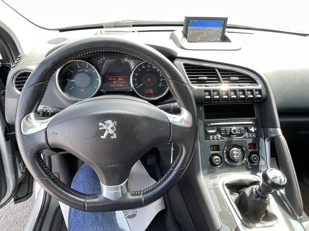 Peugeot 3008 - CROSSWAY 1.2 ESSENCE 130 BVM6