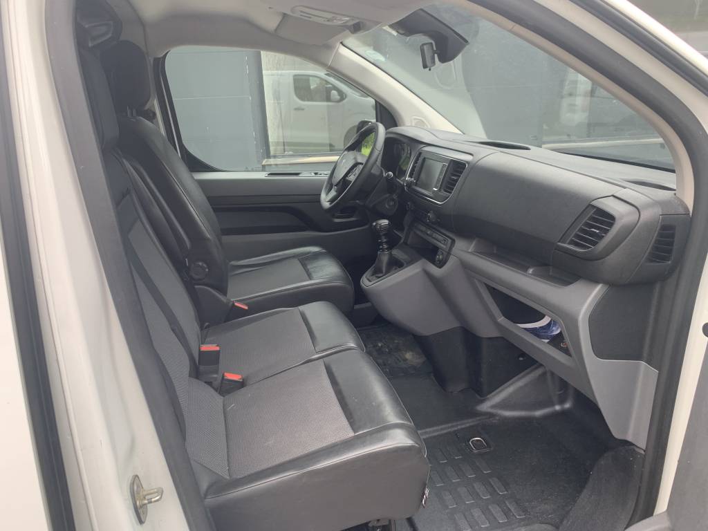 Peugeot Expert - III 1.6 BlueHDi 115 S&S Standard Premium